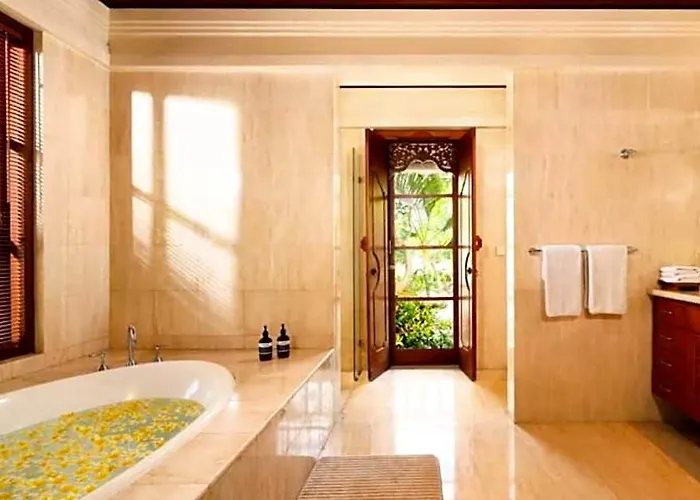 Adorable 3 Bedroom Private Pool Ir113a